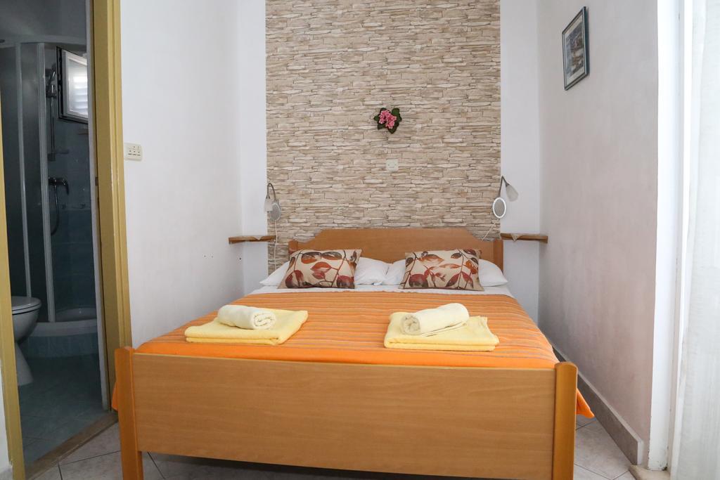Apartments Dragica มิลนา ภายนอก รูปภาพ