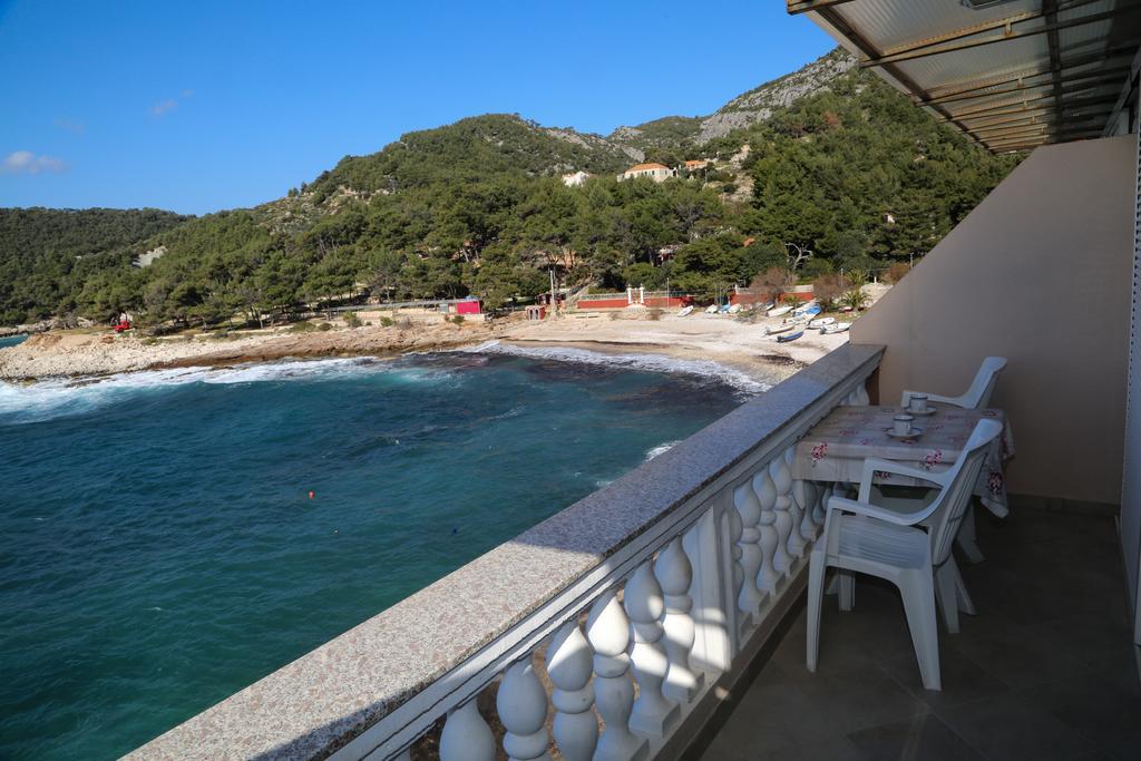 Apartments Dragica มิลนา ภายนอก รูปภาพ