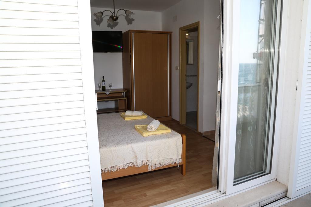 Apartments Dragica มิลนา ภายนอก รูปภาพ
