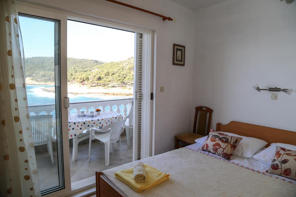 Apartments Dragica มิลนา ภายนอก รูปภาพ
