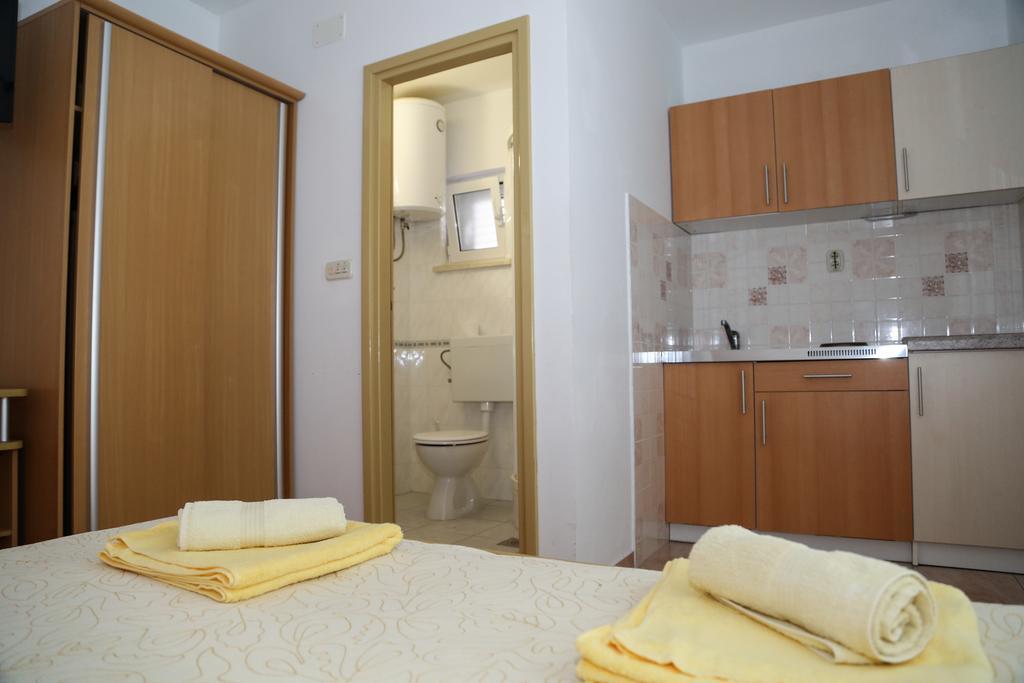 Apartments Dragica มิลนา ภายนอก รูปภาพ