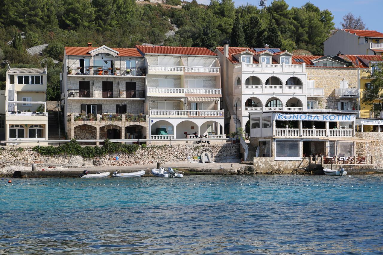 Apartments Dragica มิลนา ภายนอก รูปภาพ