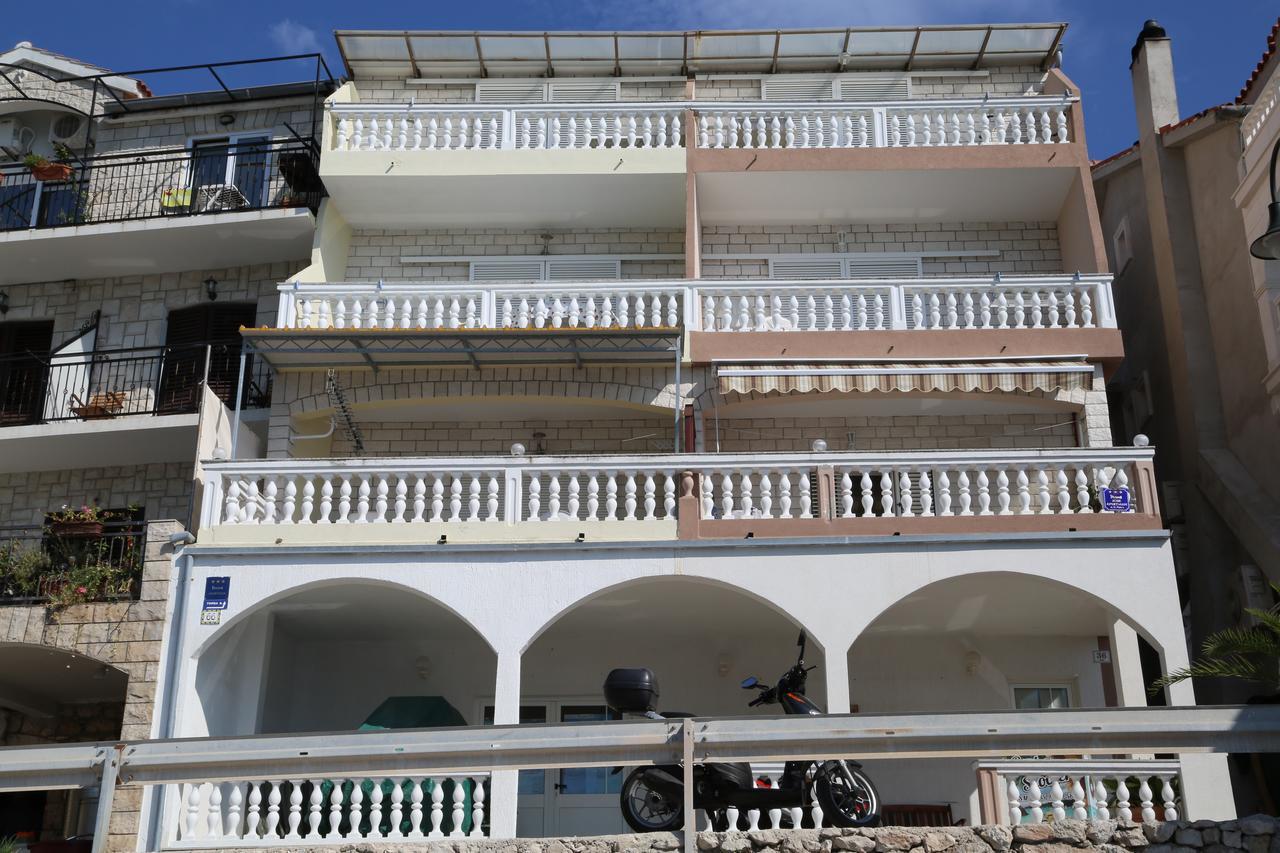 Apartments Dragica มิลนา ภายนอก รูปภาพ
